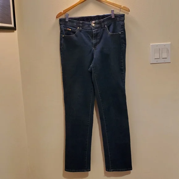 JM Collection Comfort Stretch Waist Straight leg Jeans size 8 - Picture 2 of 16